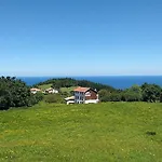 Country house Arboliz *